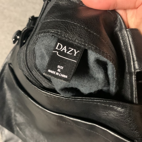 Shien Dazy leather overalls skirt - Picture 2 of 2